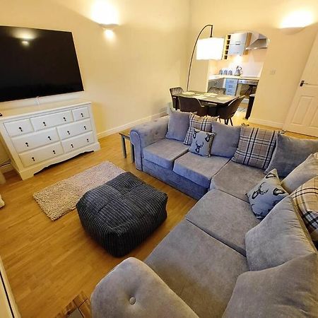 Cosy Central Modern Apartment Nantwich Bagian luar foto